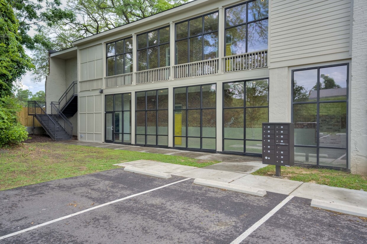 Building Photo - 401 Greene St
