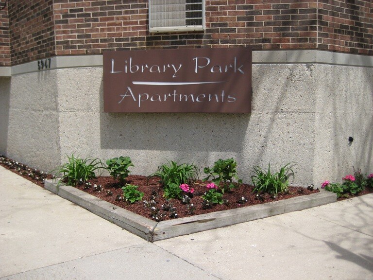 Library Park Apartments Rentals Kenosha, WI