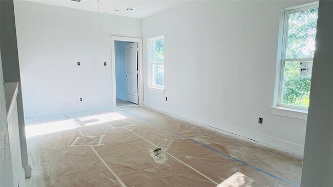 Building Photo - 9905 Excaliburs Ct