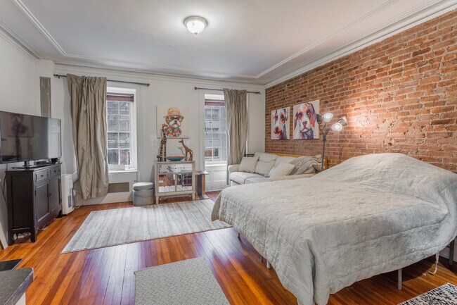 Foto del edificio - 37 E 65th St