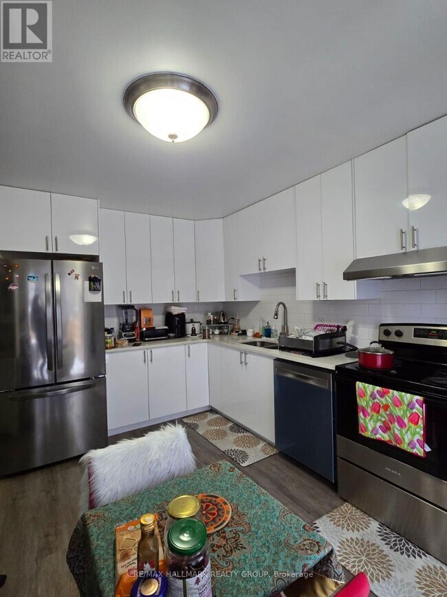 Photo du bâtiment - 1863 Leclair Crescent