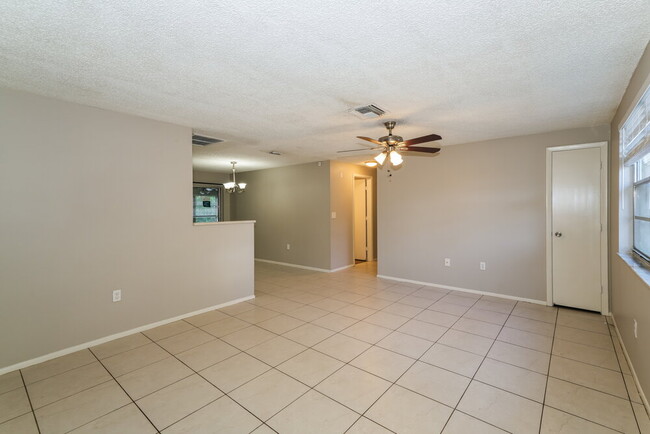 Building Photo - 12053 Shadow Ridge Blvd