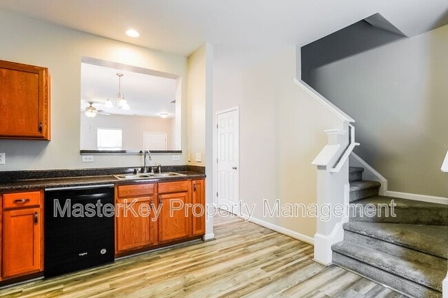 Building Photo - 1640 Extine Ln