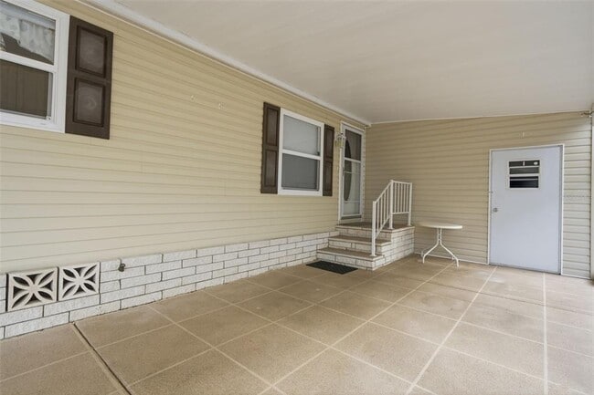 Building Photo - 7 Frangipani Cir