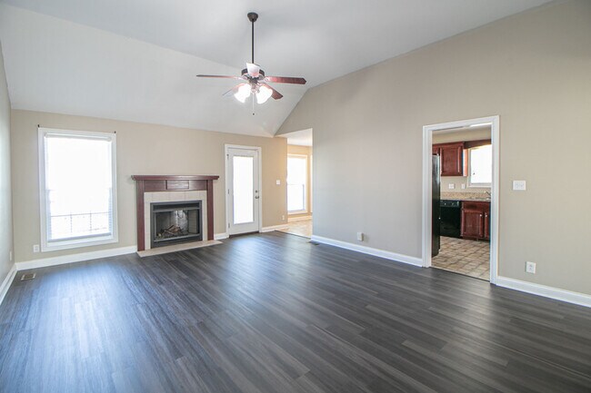 Building Photo - 3740 N Cindy Jo Dr