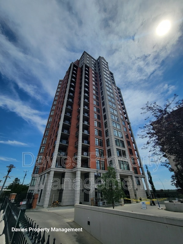 Building Photo - 9020 Jasper Ave
