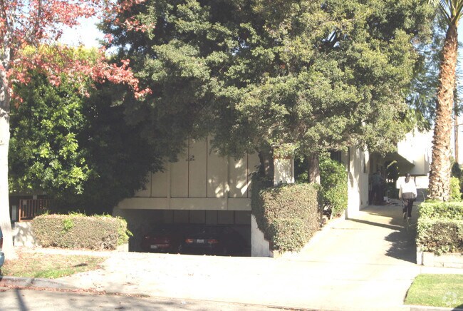 Building Photo - 3750 Delmas Terrace,