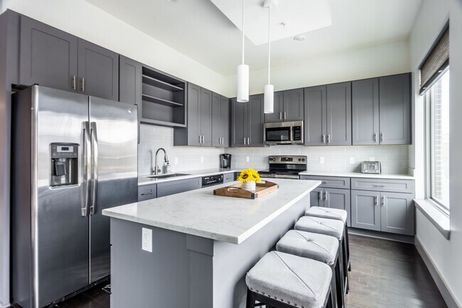 Foto del edificio - 2407 8th Ave S
