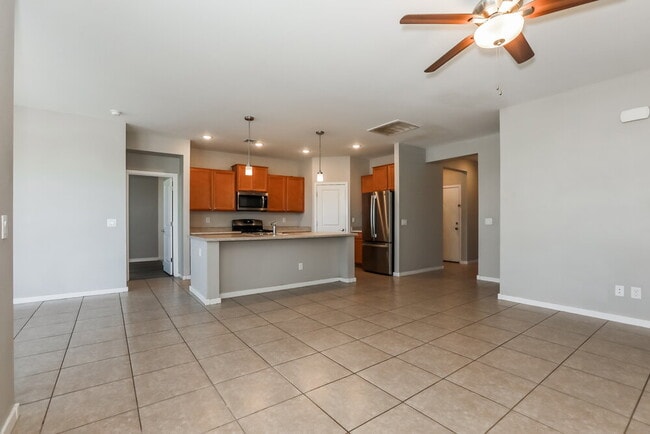 Building Photo - 7004 E Aerie Way