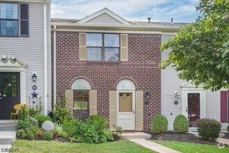 Building Photo - 85 Woodward Ln