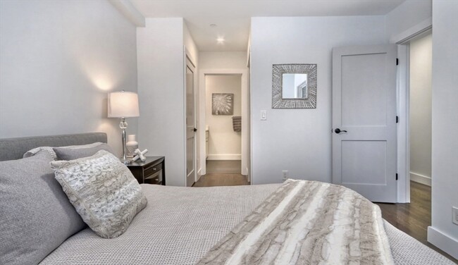 Foto del edificio - 15 W Bellflower St