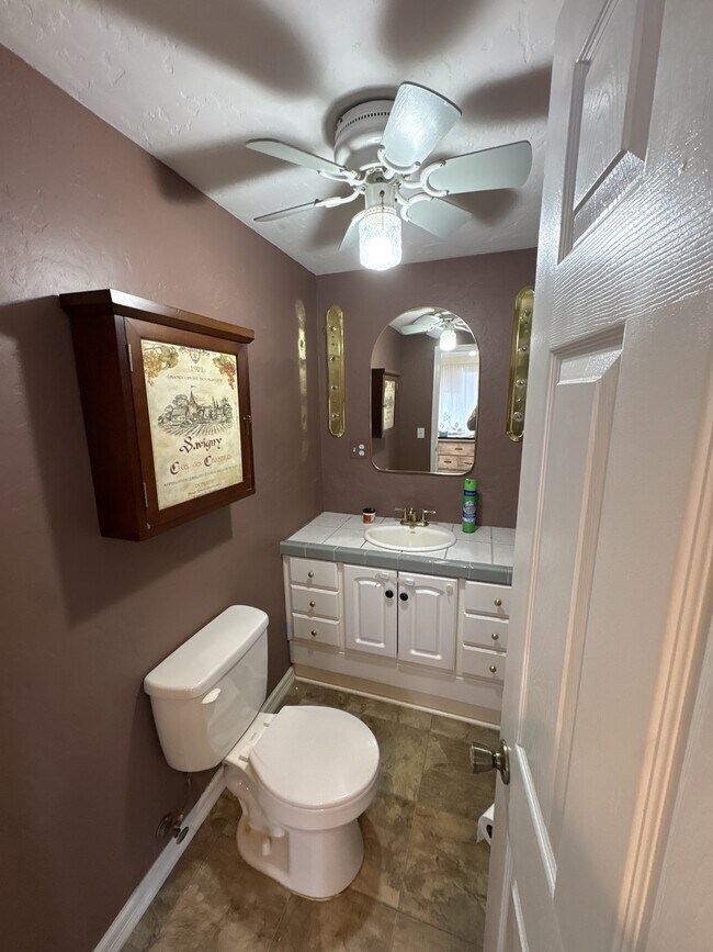 Foto del edificio - 1250 Hill St SE