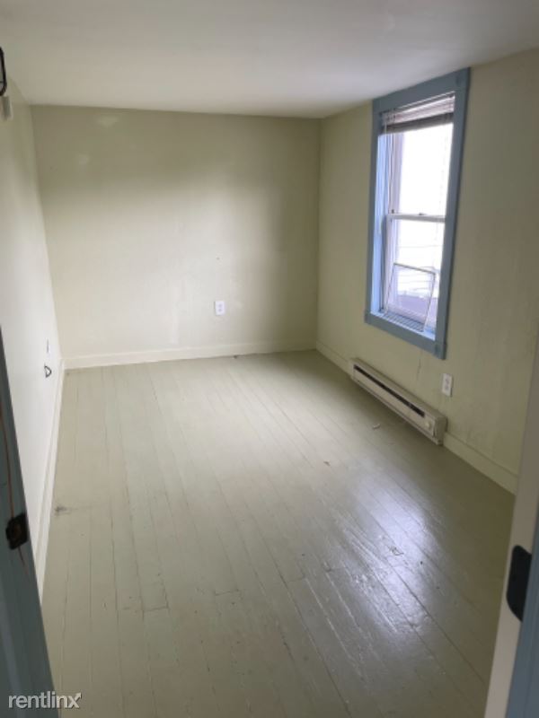 Building Photo - 3 br, 2 bath House - 110 federal street