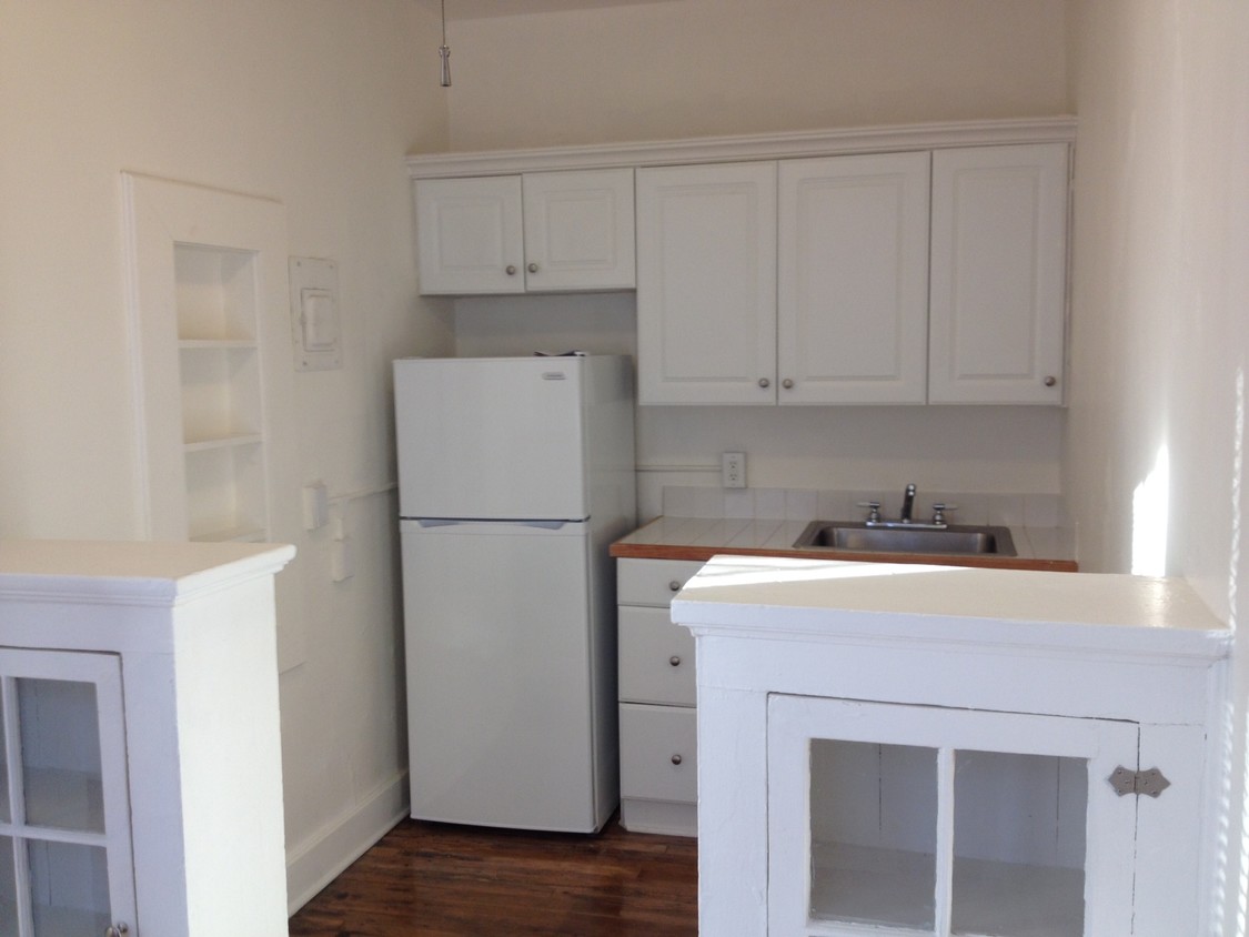 Foto principal - 678 Somerset Terrace NE