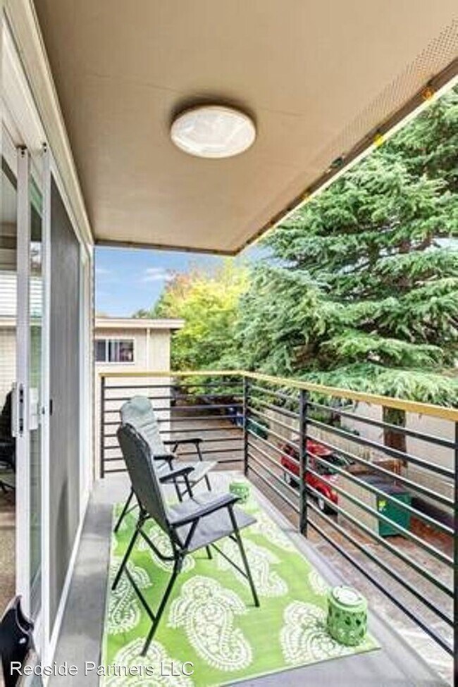 Foto del edificio - 1 br, 1 bath Apartment - 2250 NW 59th St