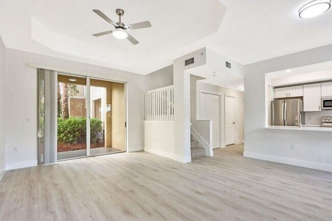 Building Photo - 11012 Legacy Dr