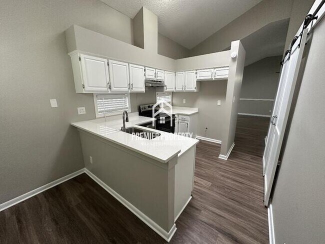 Building Photo - 6180 Scarlet Leaf Dr