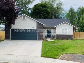 Building Photo - 690 W Konavle Ct