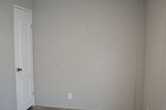 Building Photo - 100 Garlington Cir