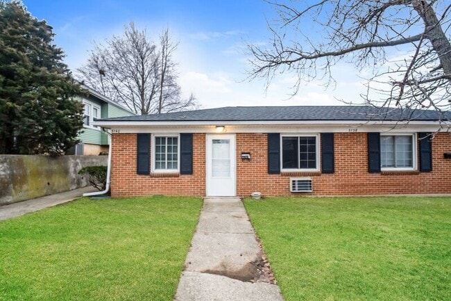 3136-3138 Hassler St - 3136-3138 Hassler St House