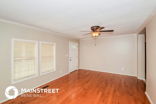 Building Photo - 445 Wooden Trace Cir