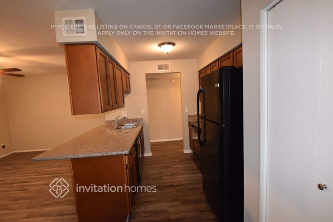 Foto del edificio - 1296 W Tulsa St