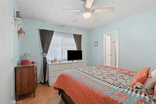 Foto del edificio - 3883 Buchanan St