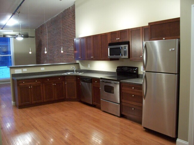 Foto del edificio - 120 N 3rd St