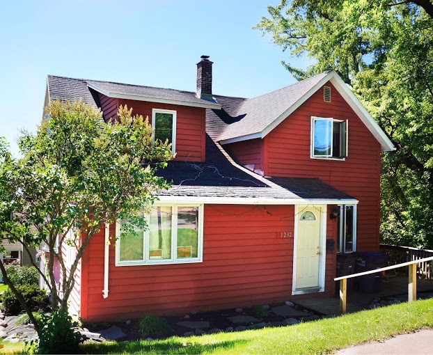 Primary Photo - AVAILABLE JUNE - 5 Bed 2 Bath In East Hill...