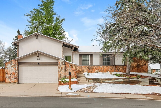 Building Photo - 3818 S Helena Way