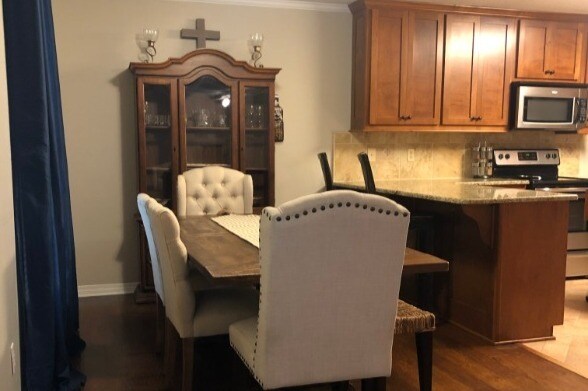 Dining area with farm-style table - 2316 Demaret Dr