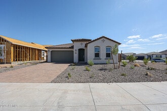 Building Photo - 7841 W Staghorn Rd