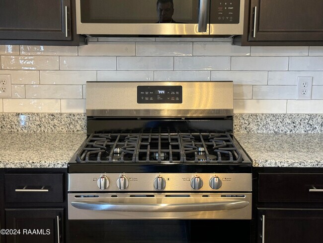 Foto del edificio - 103 Tenor St