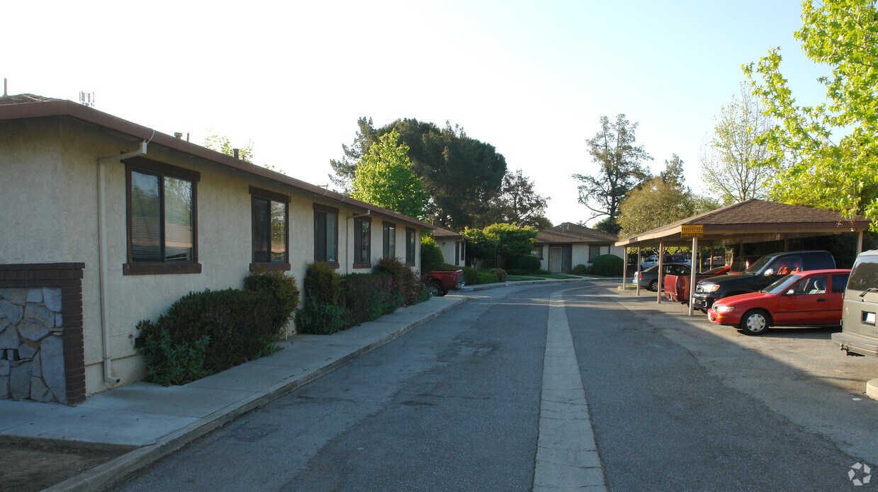 Foto principal - 330-346 W Main Ave