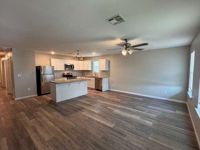 Building Photo - 4120 W 56th Pl