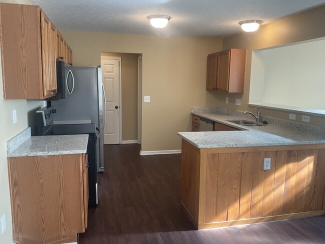 Foto del edificio - 515 Indian Lake Dr