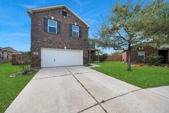 Building Photo - 1601 Bel Riposo Ln