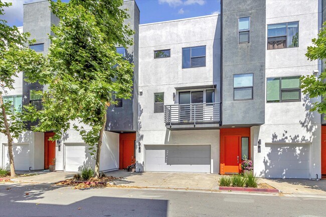Building Photo - 1521 Pullman Way