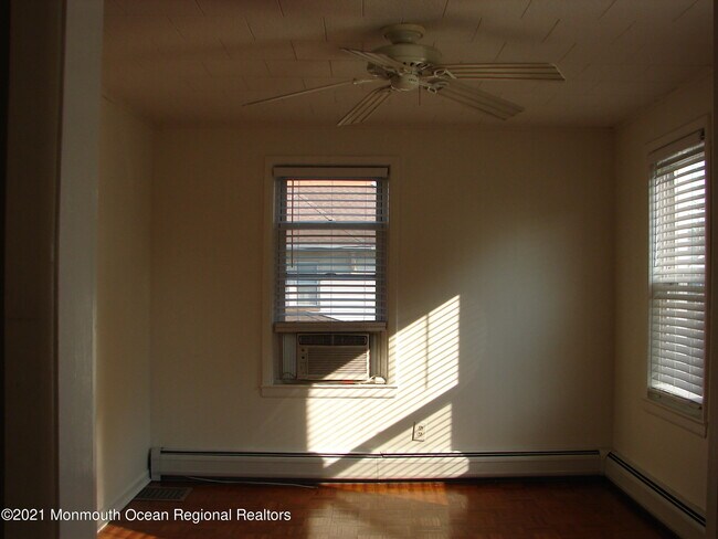 Building Photo - 22 Hudson Ave