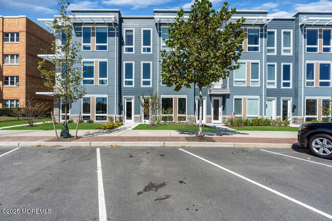Building Photo - 201 Sunset Ave