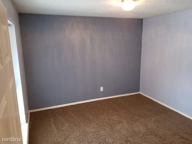 Foto del edificio - 2920 Sycamore School Rd