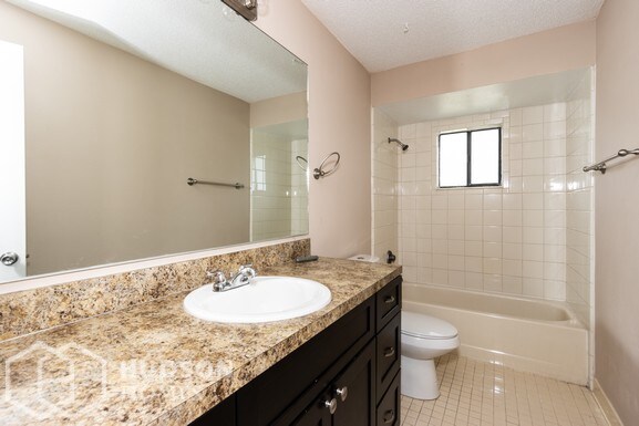 Foto del edificio - 1622 Oak Ave