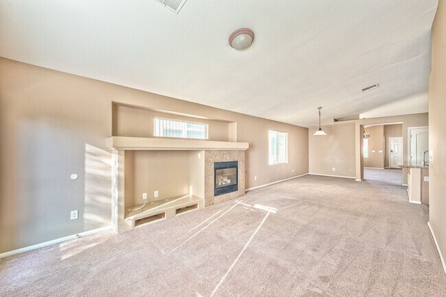 Foto del edificio - 3969 Button Creek Ct