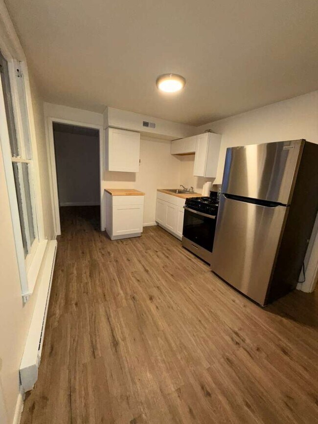 Foto del edificio - 18 Marvin Ave