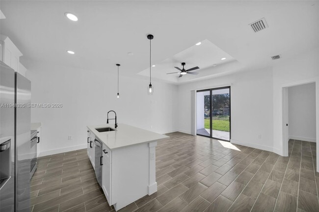 Building Photo - 328 Gordon Ave S