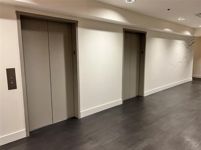 Building Photo - 1200 Main St