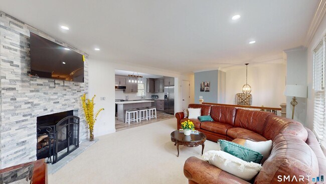 Foto del edificio - 29 Deer Ridge Rd