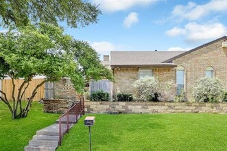 Building Photo - 10639 Boedeker St