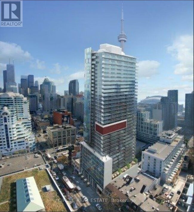 Building Photo - 375 King St W