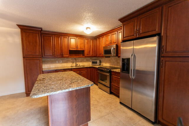 Foto del edificio - 2060 SW 90th Ave